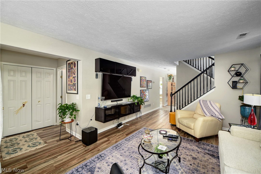 Villas Of Crystal Lake - Residential