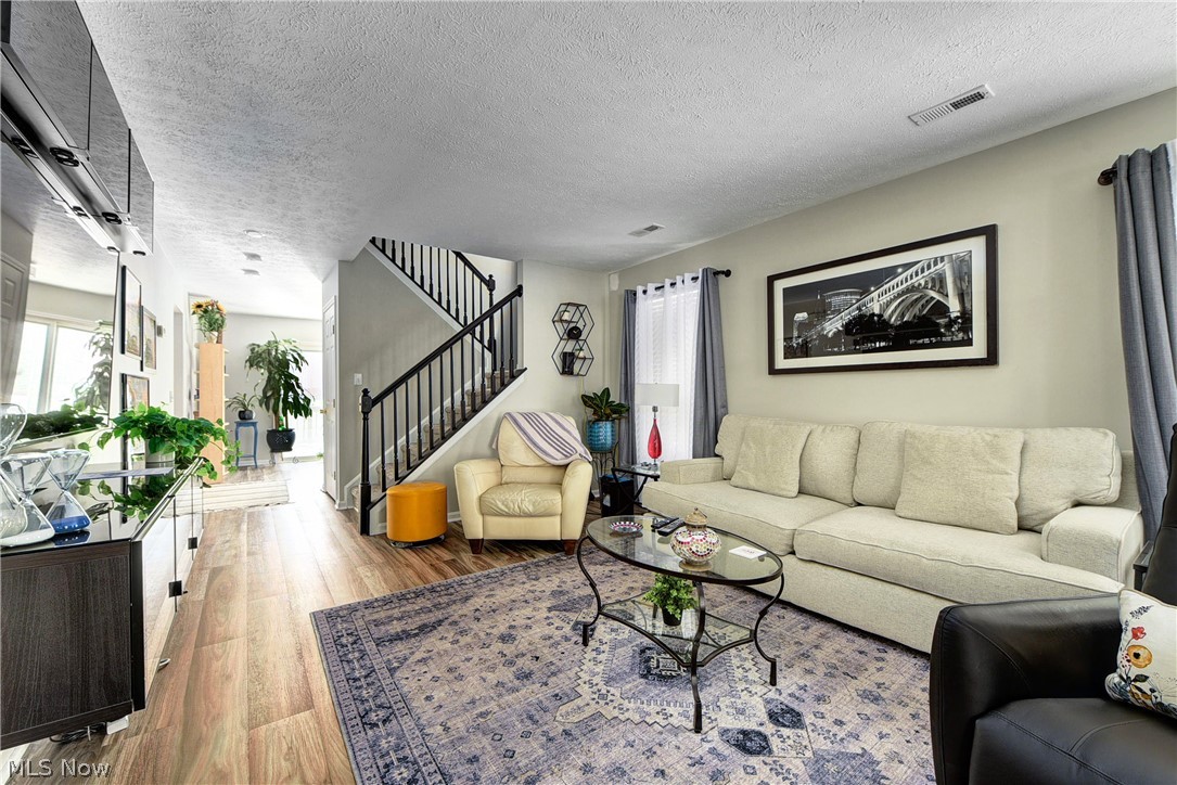 Villas Of Crystal Lake - Residential