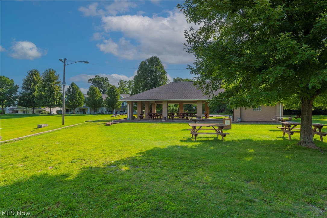 Villas Of Crystal Lake - Residential