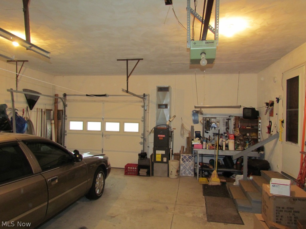 Thomas - Residential