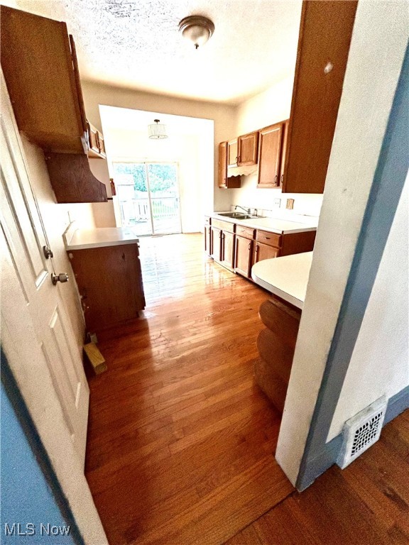 4571 W 157th Street