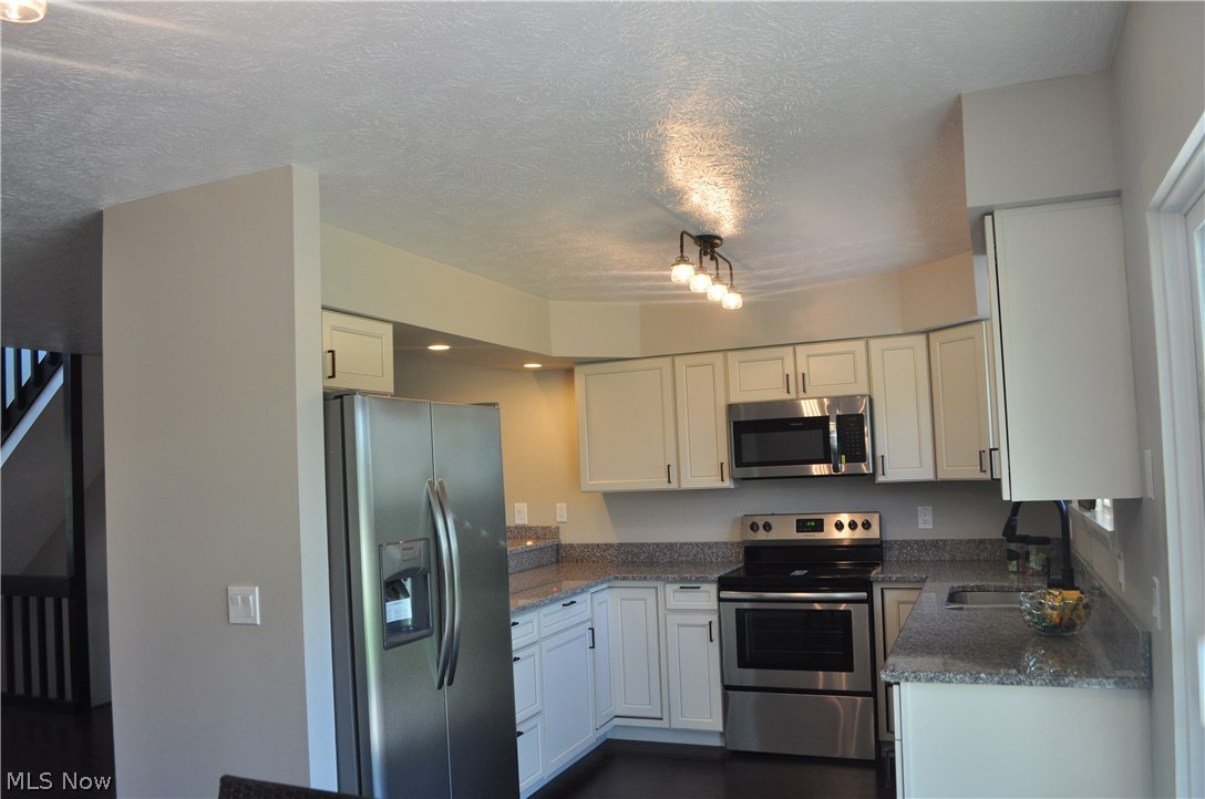 Sandy Acres - Residential