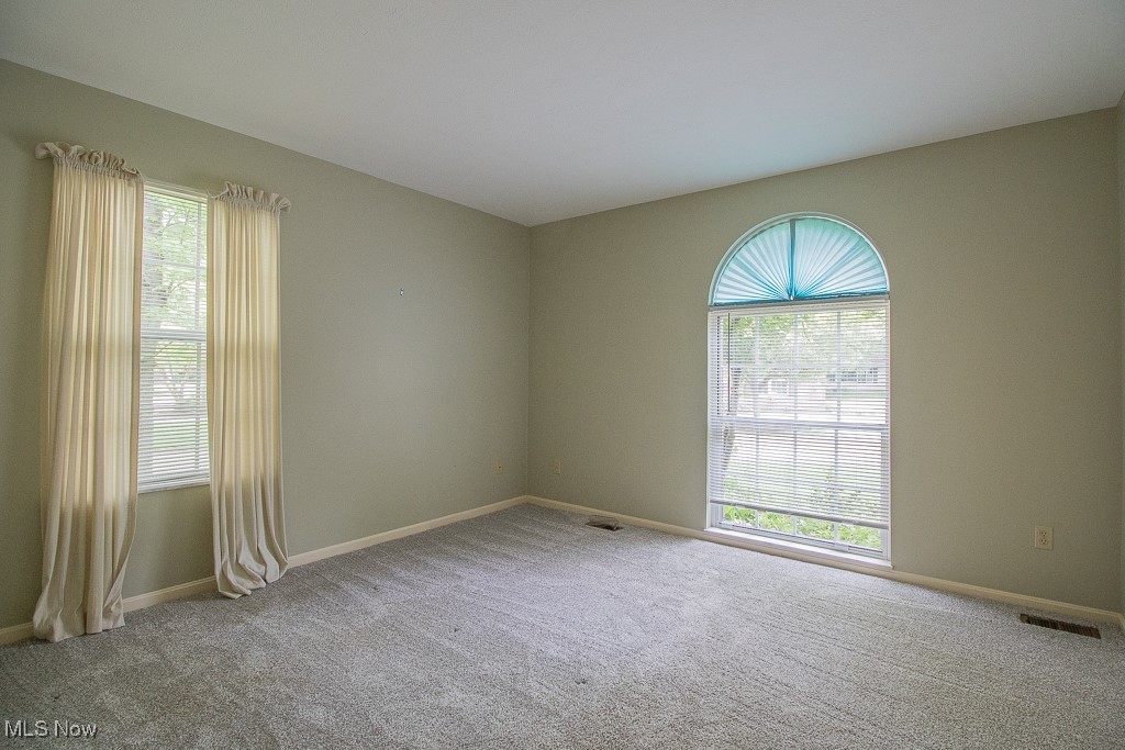 6052 Weymouth Court, Mentor, Ohio image 17