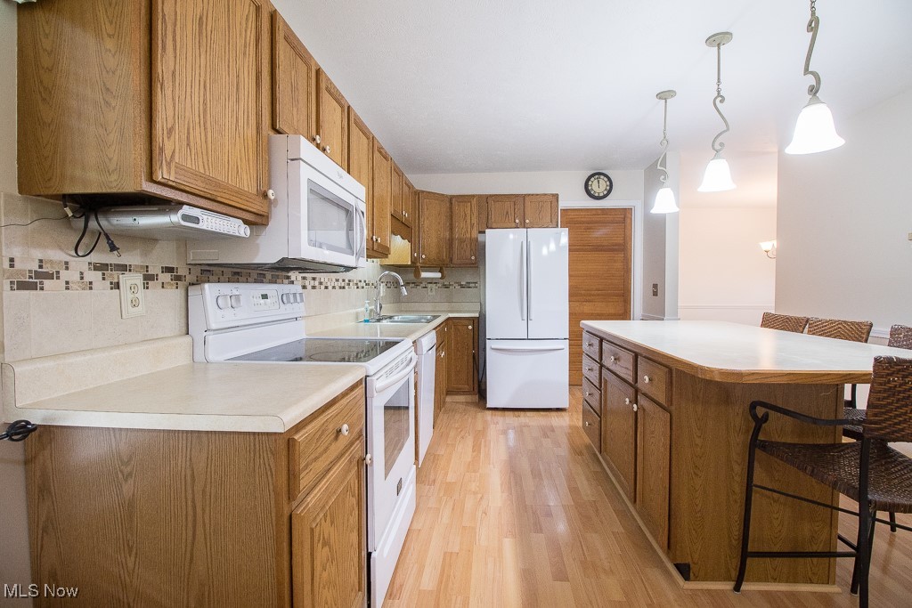 6052 Weymouth Court, Mentor, Ohio image 12