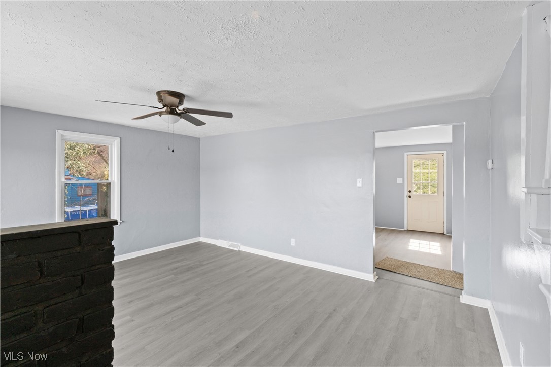 23311 W 23rd Street, Bellaire, Ohio image 6