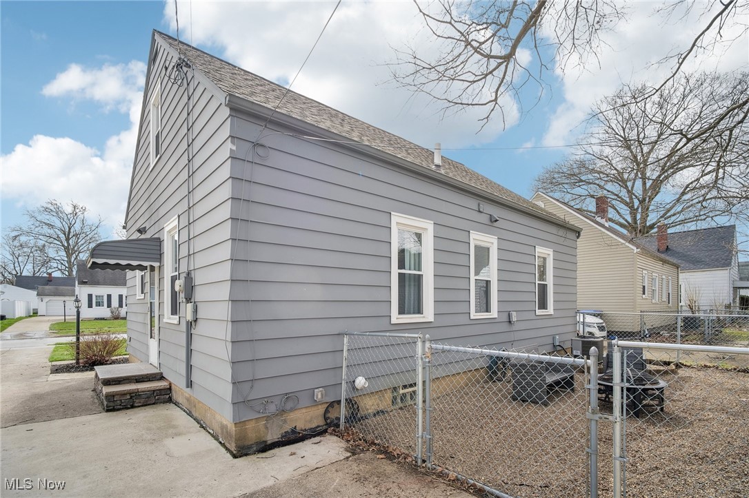247 Tyler Avenue, Cuyahoga Falls, Ohio image 26
