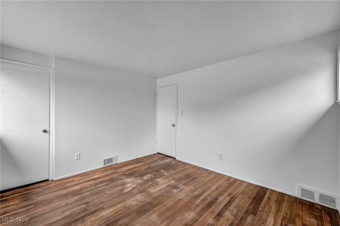 Cleveland, Ohio 44144, United States, 4 Bedrooms Bedrooms, ,2 BathroomsBathrooms,Residential,Pending,195292