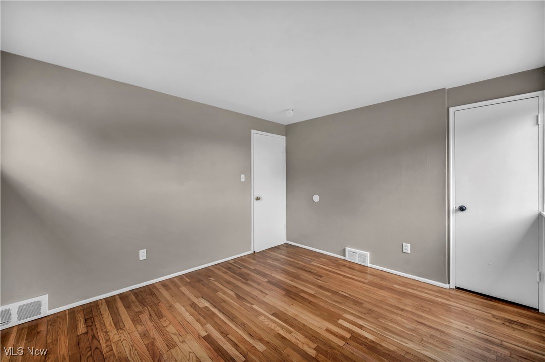 Cleveland, Ohio 44144, United States, 4 Bedrooms Bedrooms, ,2 BathroomsBathrooms,Residential,Pending,195292