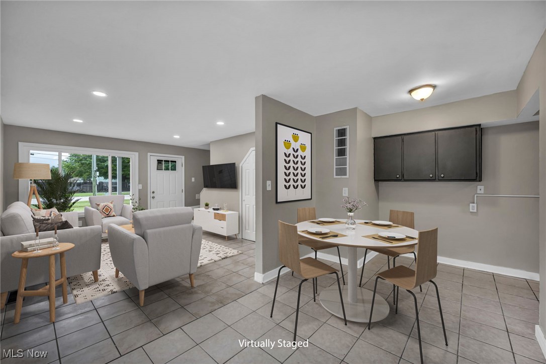 Cleveland, Ohio 44144, United States, 4 Bedrooms Bedrooms, ,2 BathroomsBathrooms,Residential,Pending,195292