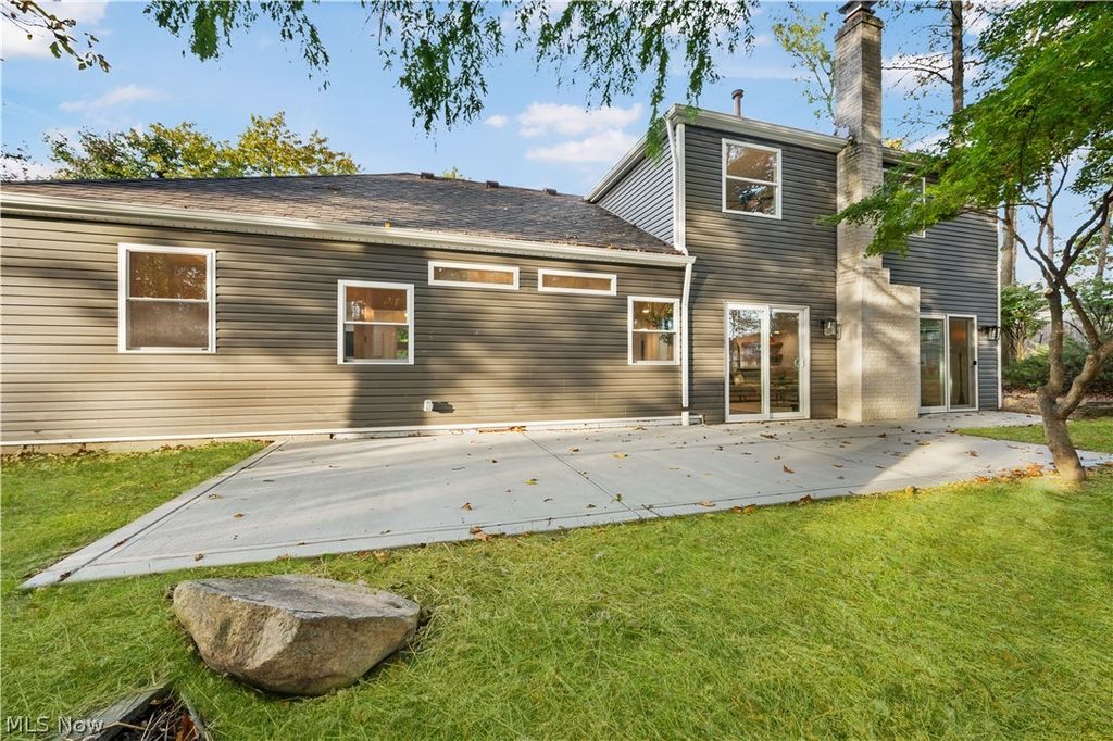 Photo of 20121 Driftwood Court, Strongsville, OH 44149 (MLS # 5201351)