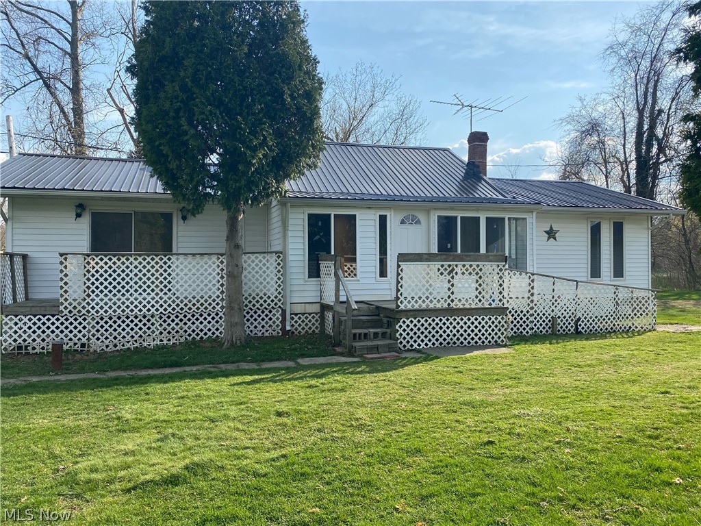 JUST MINUTES FROM TAPPAN LAKE AND TAPPAN LAKE MARINA!! Charming ranch style home situated on approximately 2 acres. 2 bedrooms, 2 baths, first floor laundry, eat in kitchen, master bedroom with walk in closet and master bath with jacuzzi tub. Garage built in 2004, new metal roof in 2017. LOTS OF POTENTIAL FOR THIS PROPERTY AS A SINGLE FAMILY OR VACATION HOME. New septic system being installed September 2021.