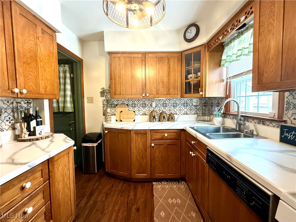 1827 Woodland Street, Warren, Ohio image 10