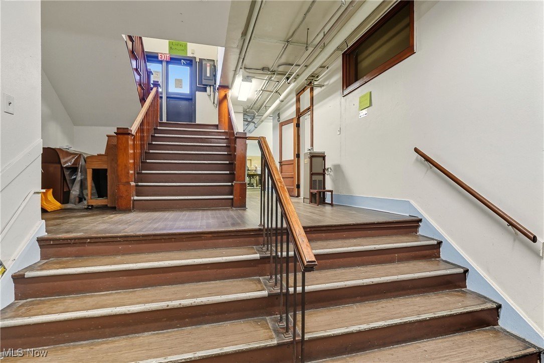Highland Heights - Commercial Sale