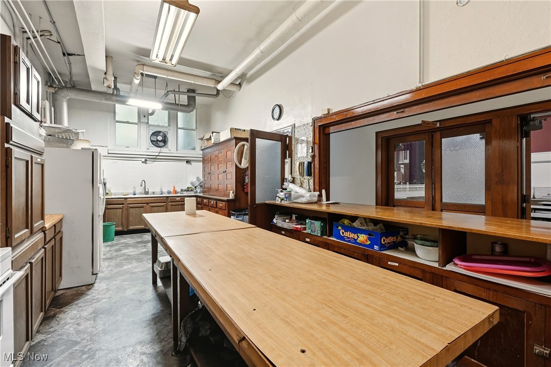 Highland Heights - Commercial Sale