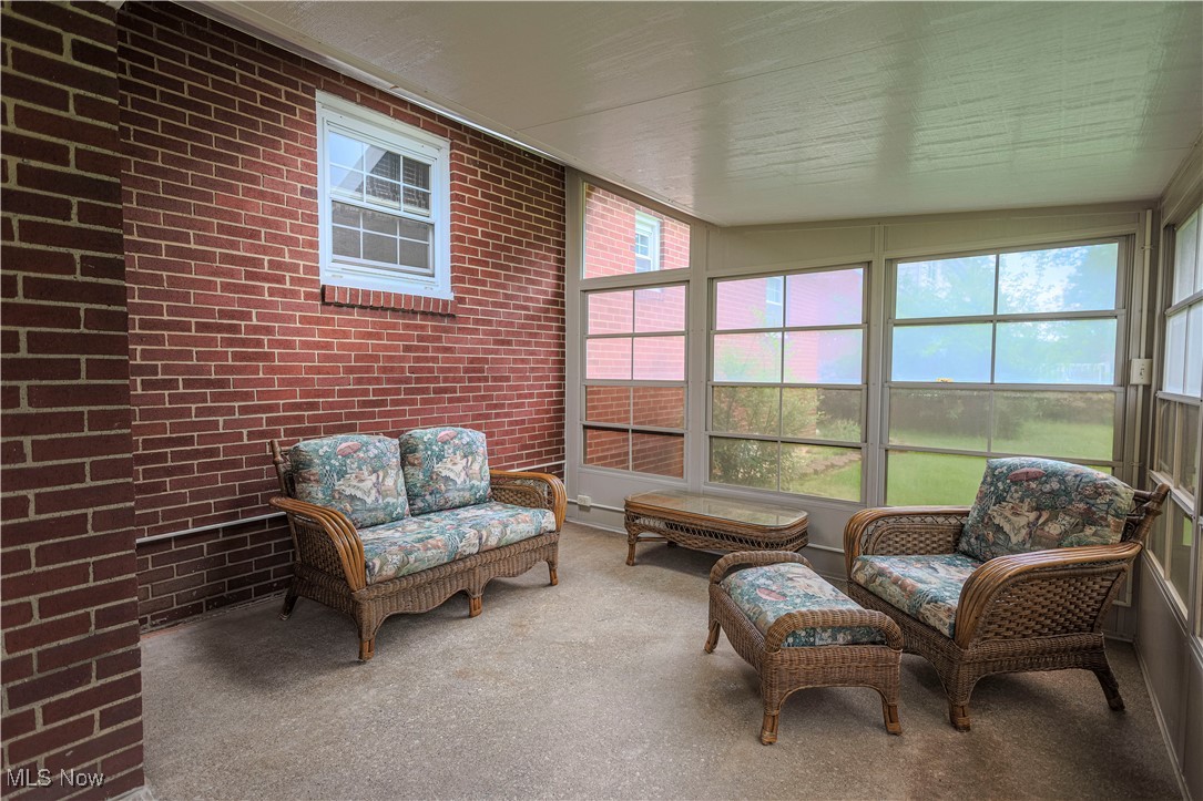 929 Romary Lane, Louisville, Ohio image 28