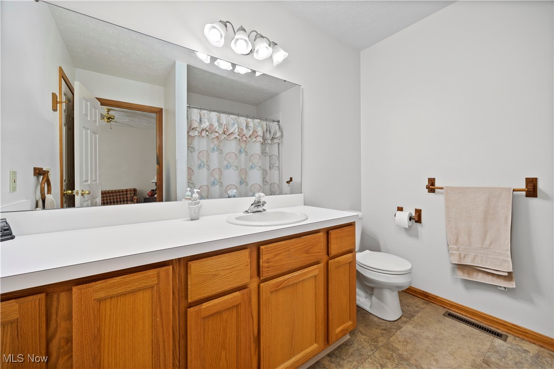 118 Ambleside Way, Amherst, Ohio image 28