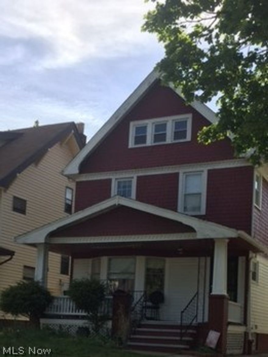 This is a 3 bedroom colonial which features a living room, dining room and eat-in kitchen. This home is ready for you to take over. Front porch to sit out on sunny days. Come take a look today! Motivated Seller.