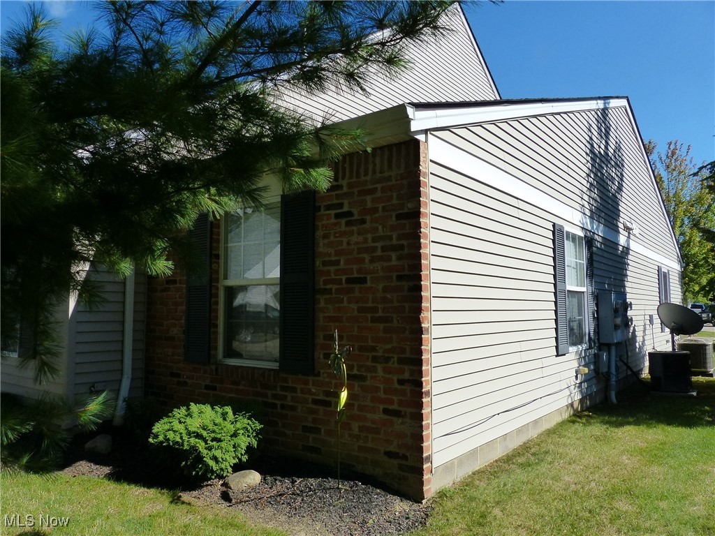 North Creek Villa - Residential