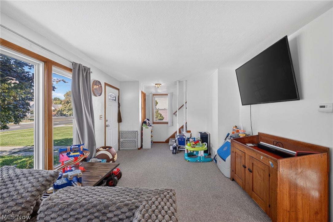 415 E 305th Street