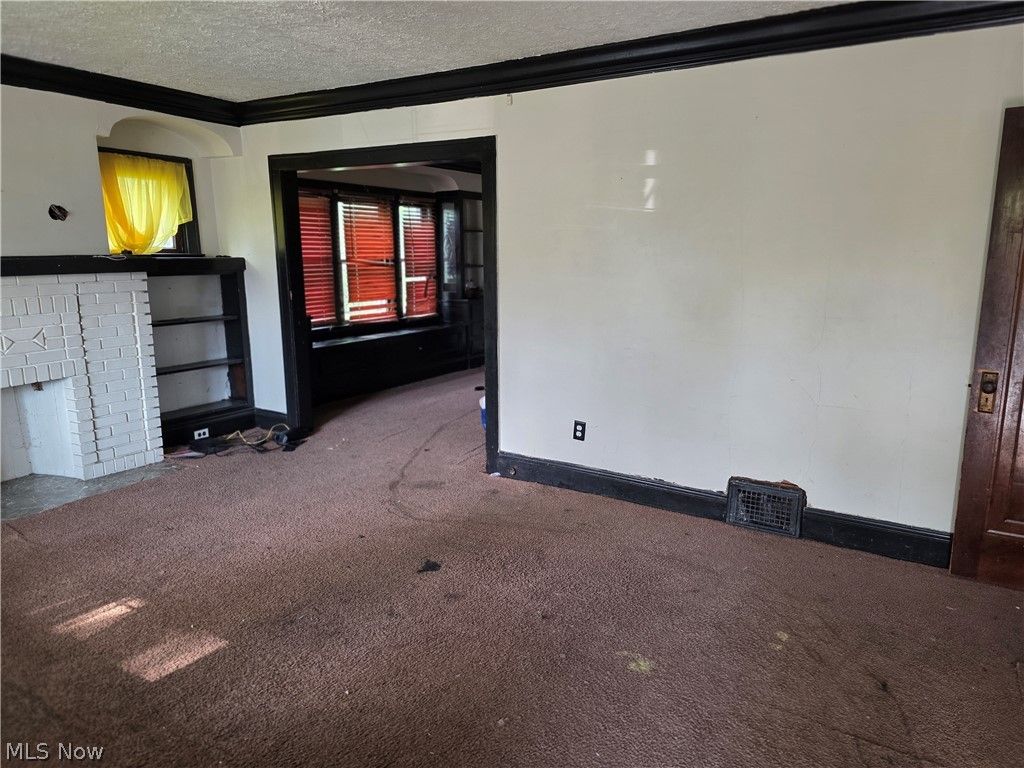 Photo of 3847 E 146th Street, Cleveland, OH 44128 (MLS # 5211579)