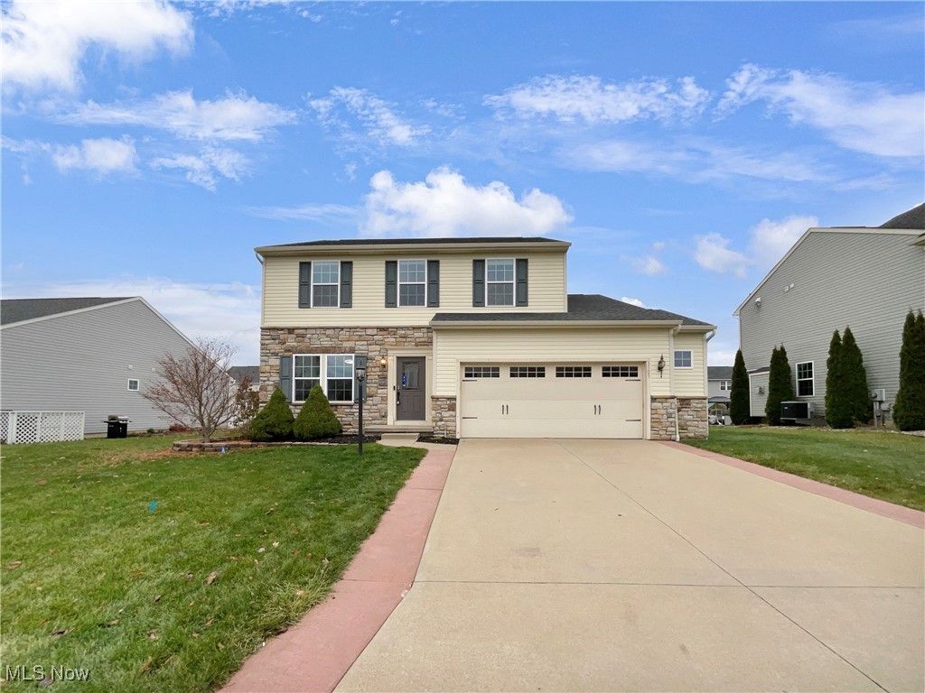Photo of 3105 Sterling Lake Drive, Medina, OH 44256 (MLS # 5174967)