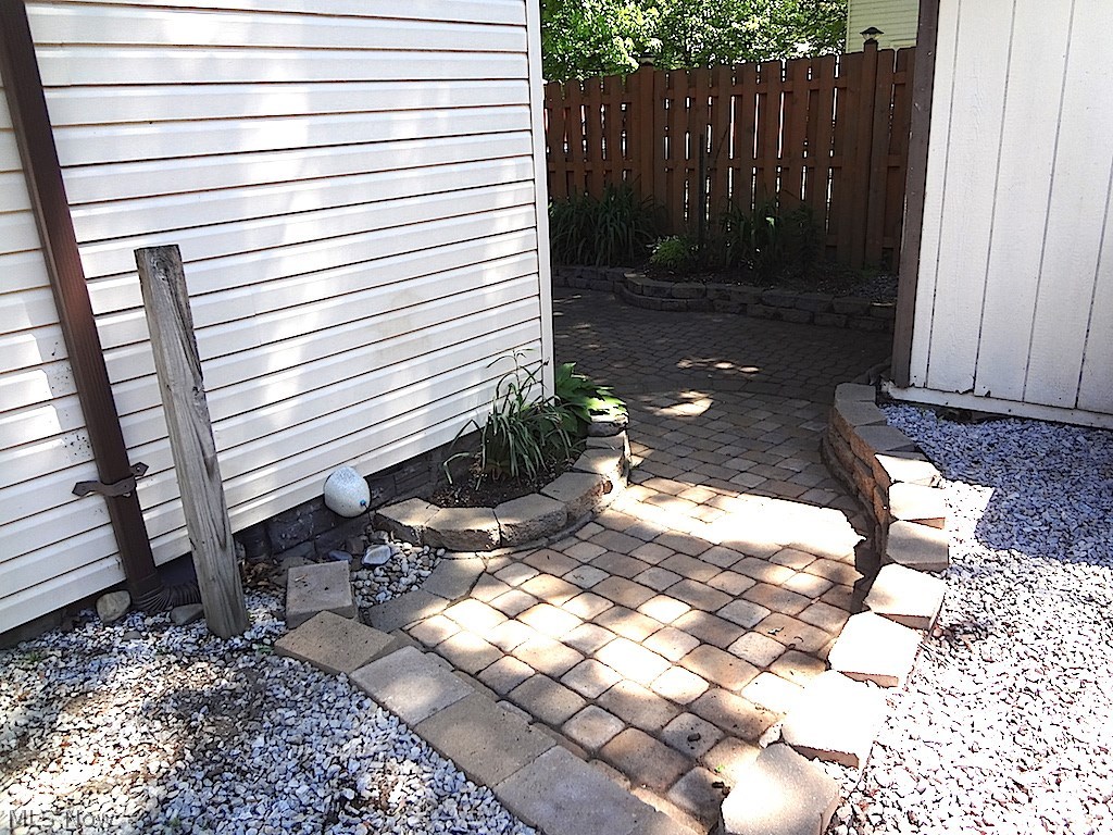 Mentor Beach Park 01 - Residential