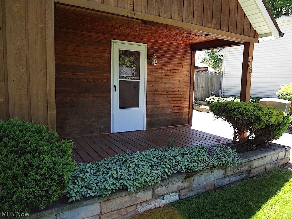 Mentor Beach Park 01 - Residential