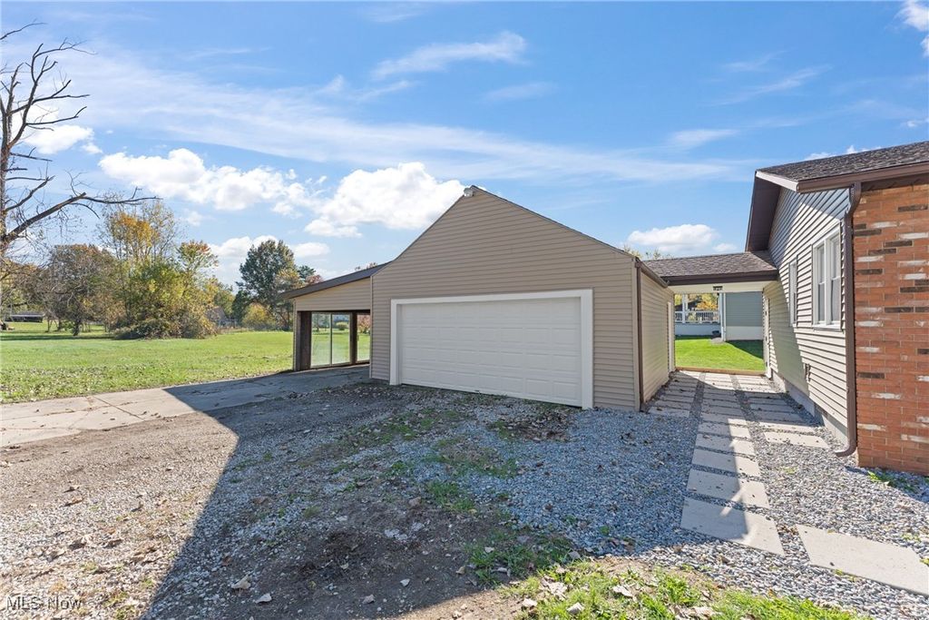 Photo of 1841 Edwards Drive, Akron, OH 44306 (MLS # 5166712)