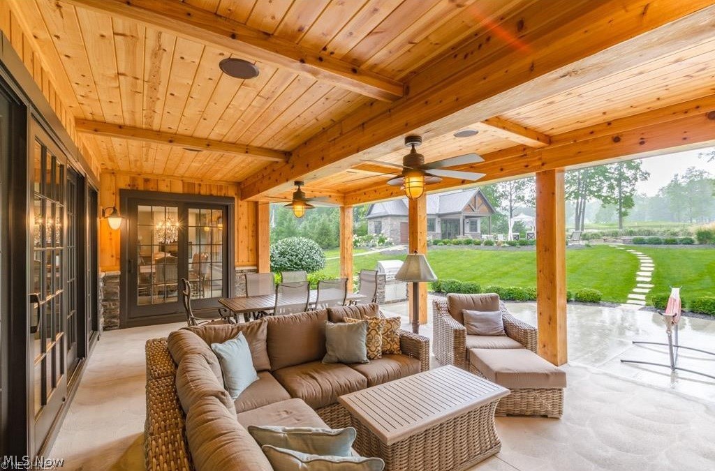 Little Mountain Cntry Club 03&4 - Residential