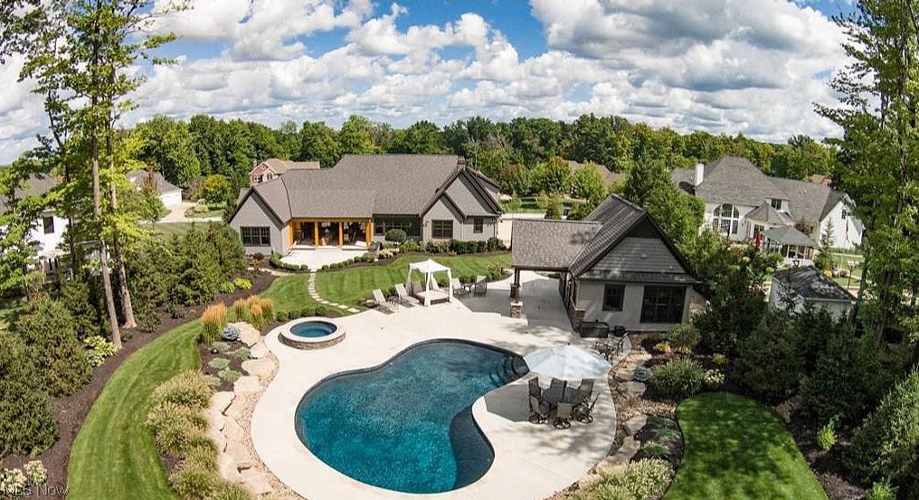 Little Mountain Cntry Club 03&4 - Residential