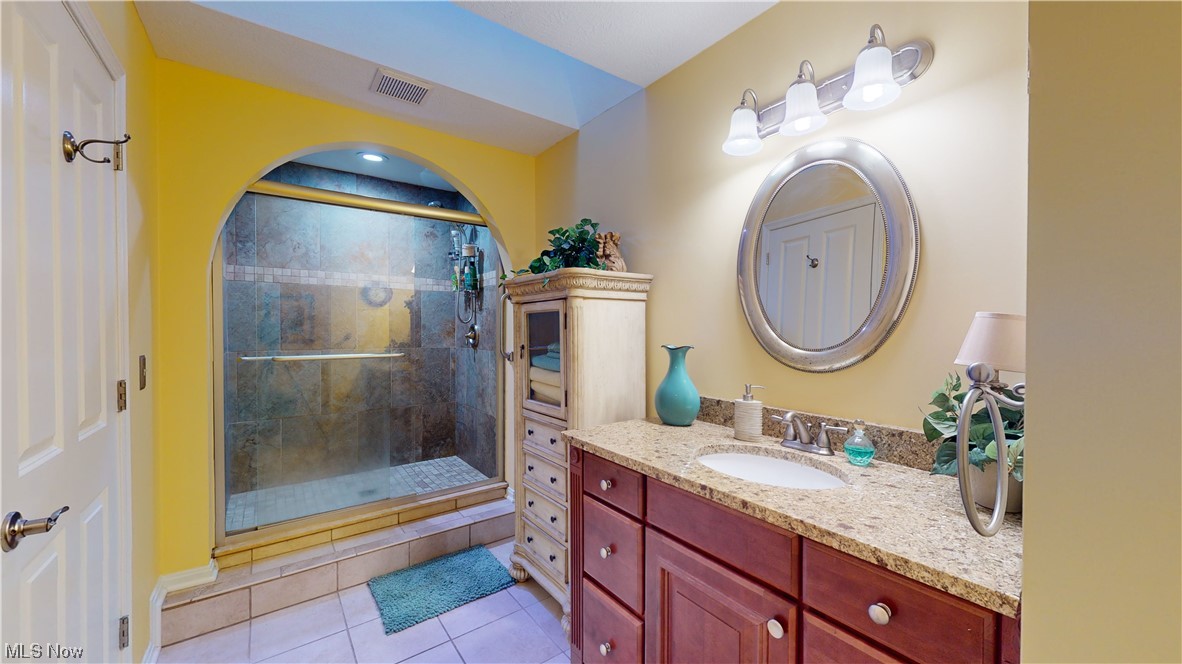 Kames Condo - Residential