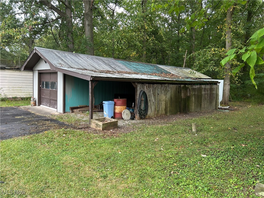 L Lacy Barber Farm - Residential