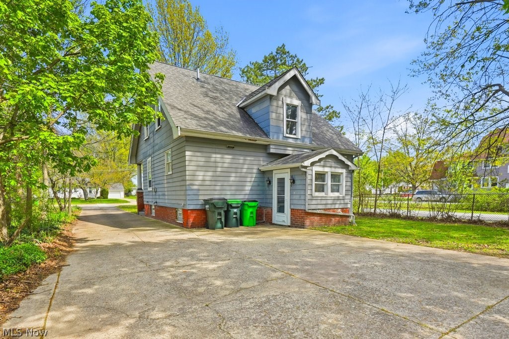 Original Willoughby Township 11 - Residential