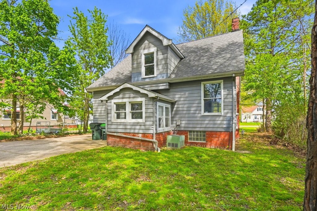 Original Willoughby Township 11 - Residential