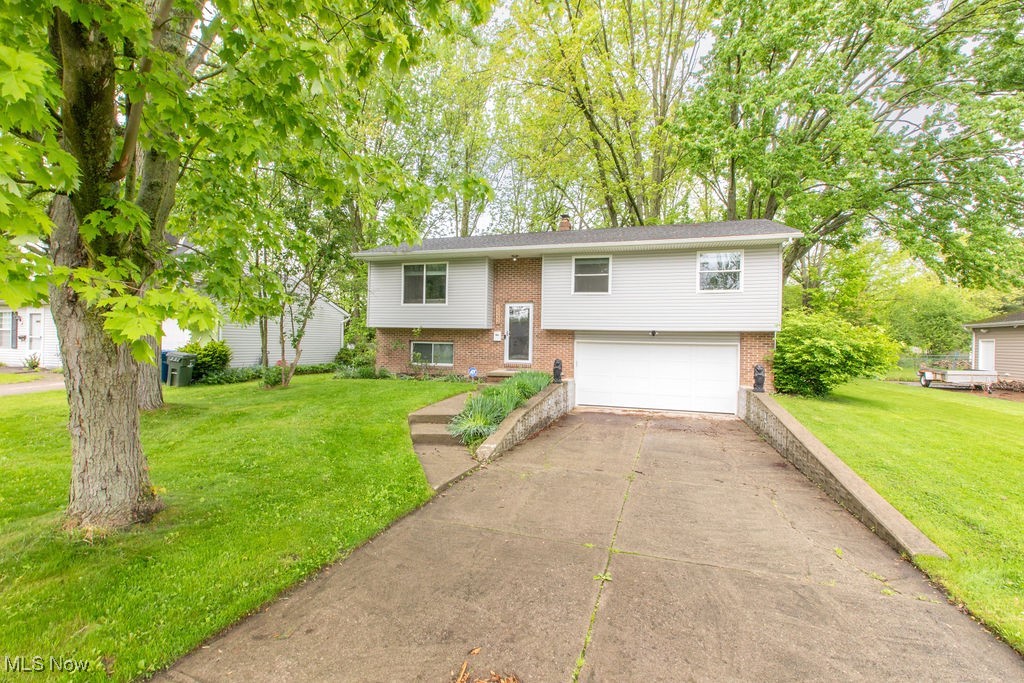 5532 Burns Road, North Olmsted, Ohio image 17