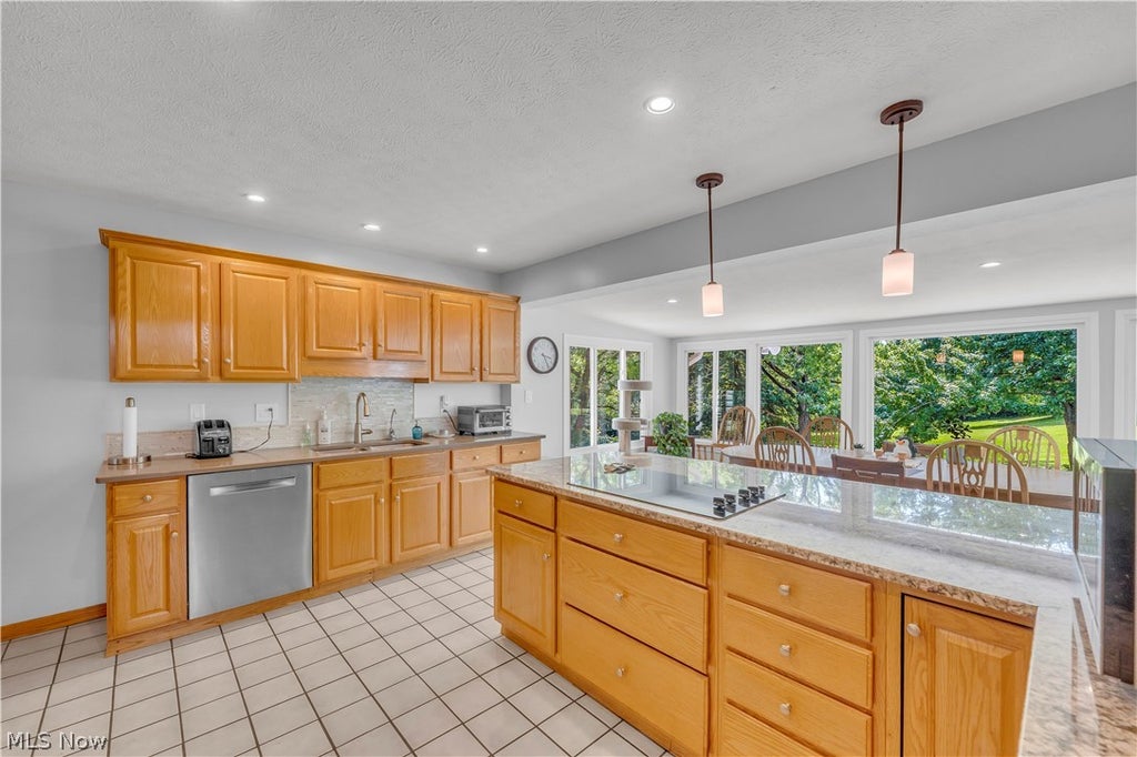 Photo of 7170 Kingsview Road, Sagamore Hills, OH 44067 (MLS # 5224506)