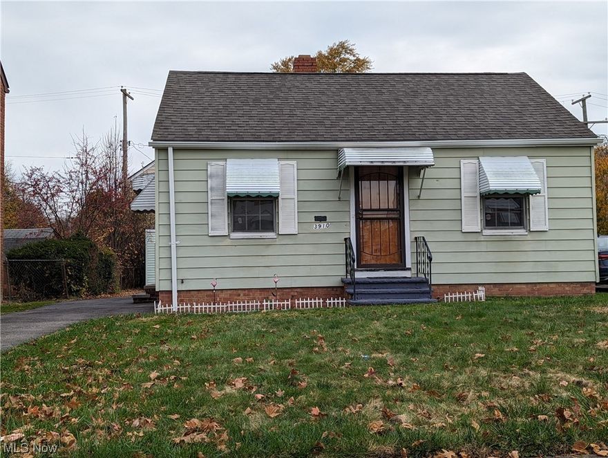 Great Lee-Harvard Ranch with basement!!! Very nice condition!!! Cute and cozy!!! Well maintained!!! Nice kitchen and bathroom!!! Updated furnace!!! Newer breaker box!!! Newer roof shingles!!! Rear yard almost totally fenced!!! Easy to see.