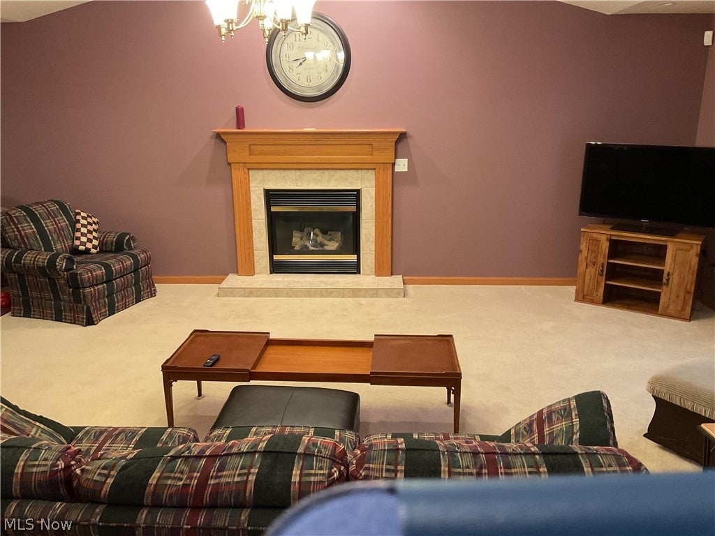 3860 Cherokee Drive