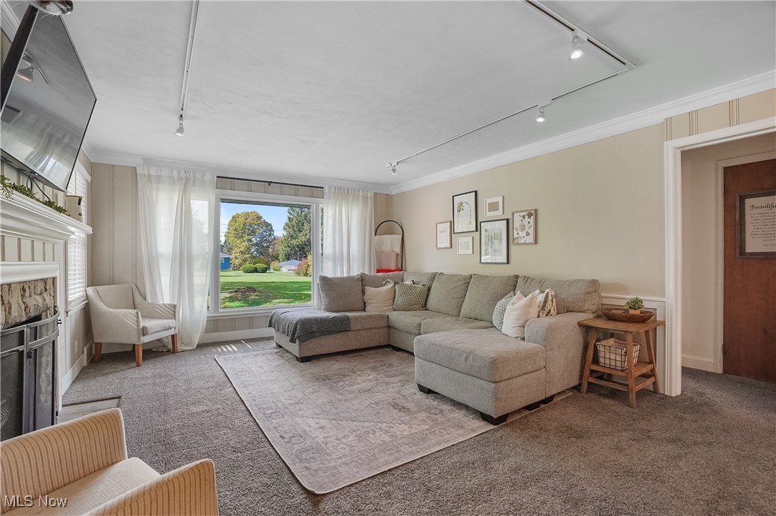 Hilltop Acres - Residential