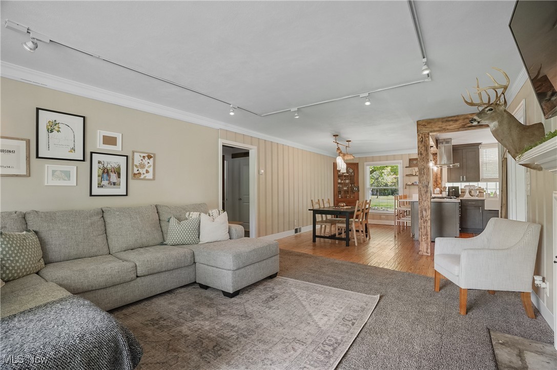 Hilltop Acres - Residential