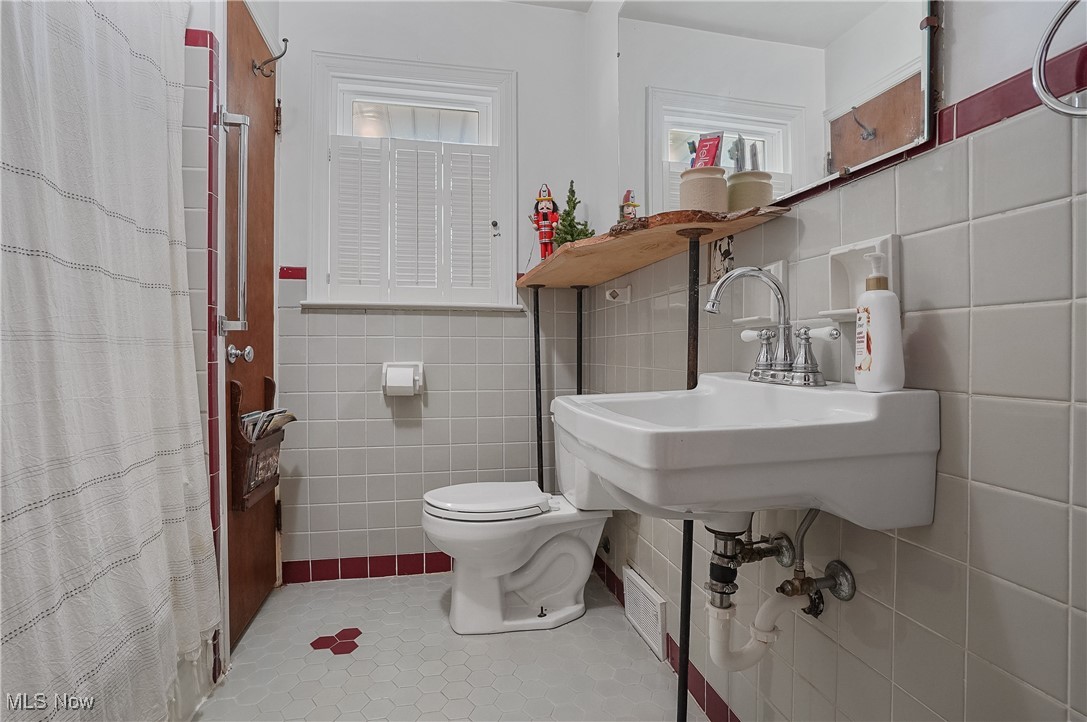 Hilltop Acres - Residential