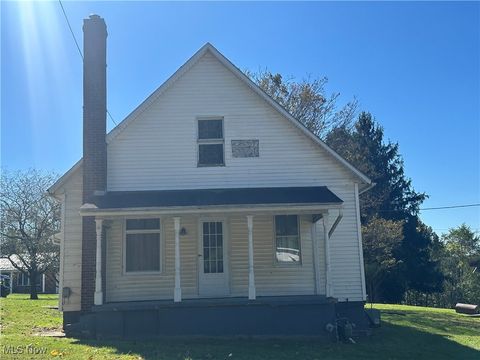 Photo of 15171 Mcconnellsville Road, Caldwell, OH 43724 (MLS # 5163340)
