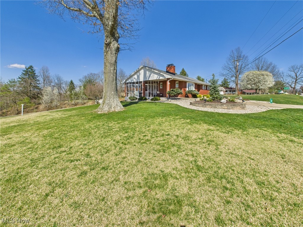 829 Turkey Foot Road, Mineral Wells, West Virginia image 3