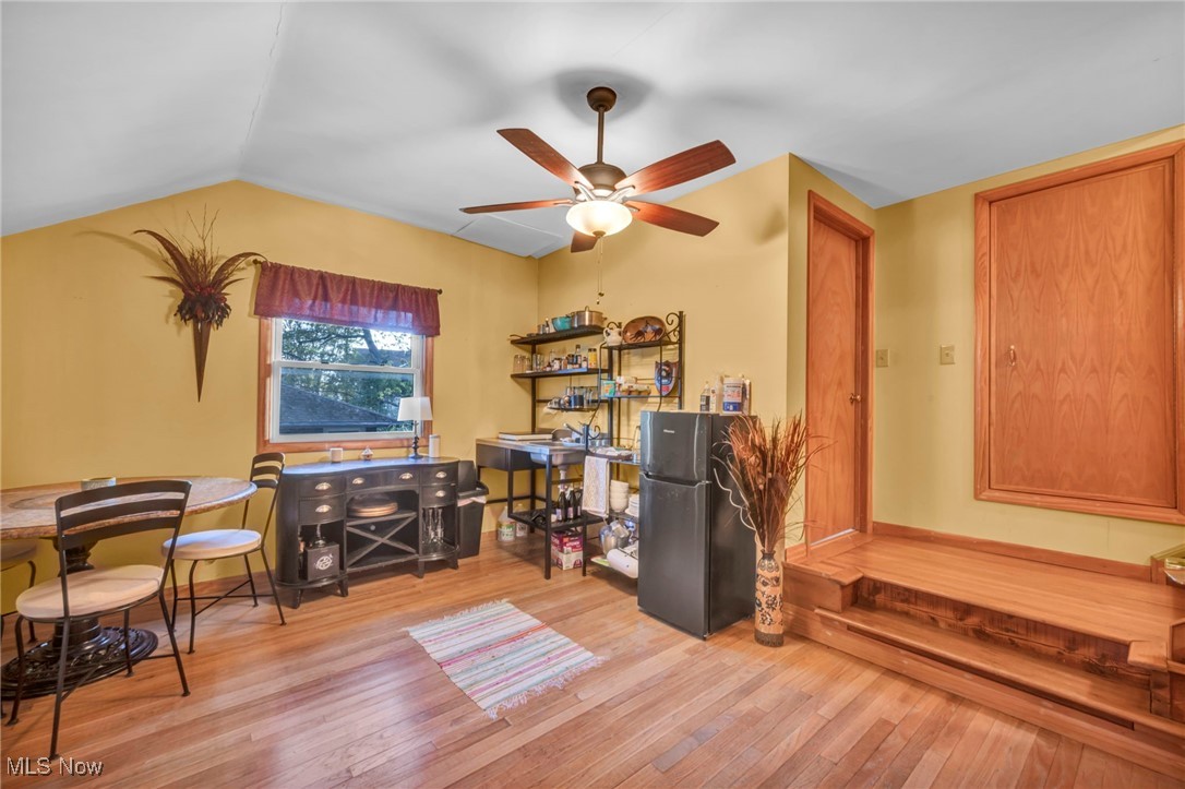 Rockefeller Road - Residential