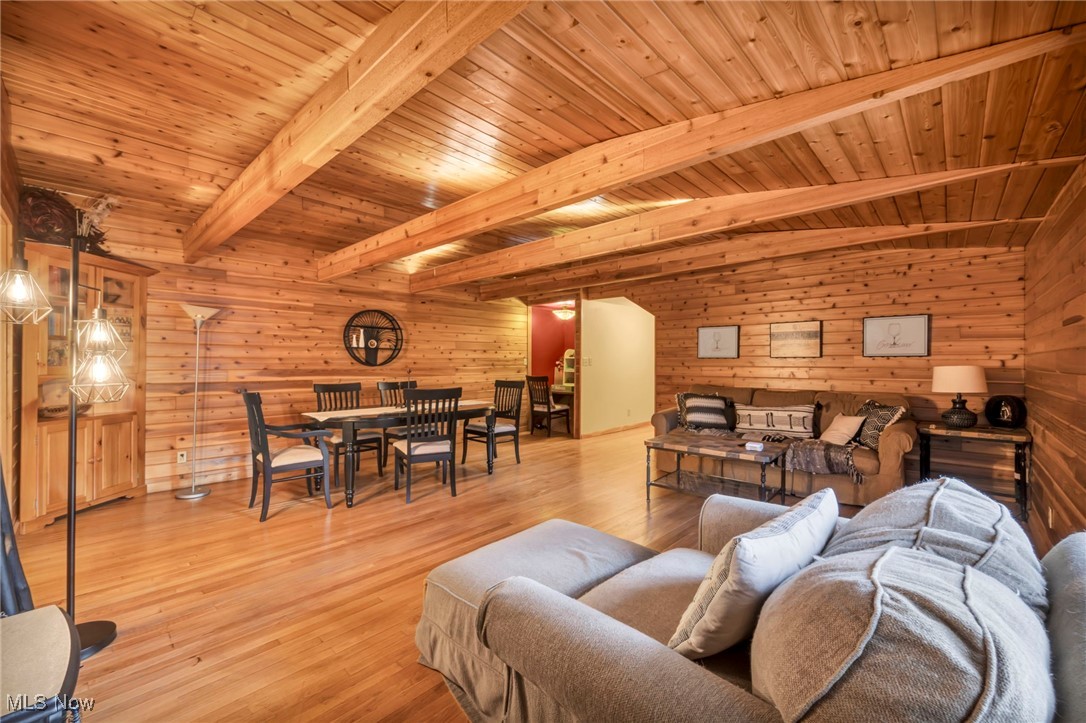 Rockefeller Road - Residential