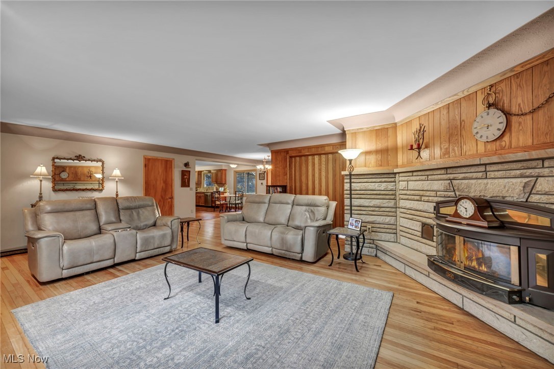 Rockefeller Road - Residential