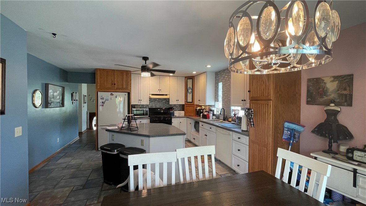 2657 Lydia Drive, Warren, Ohio image 8