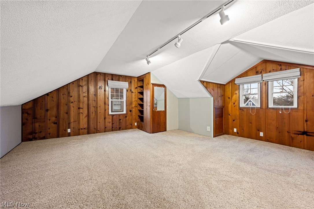 Shrest - Residential