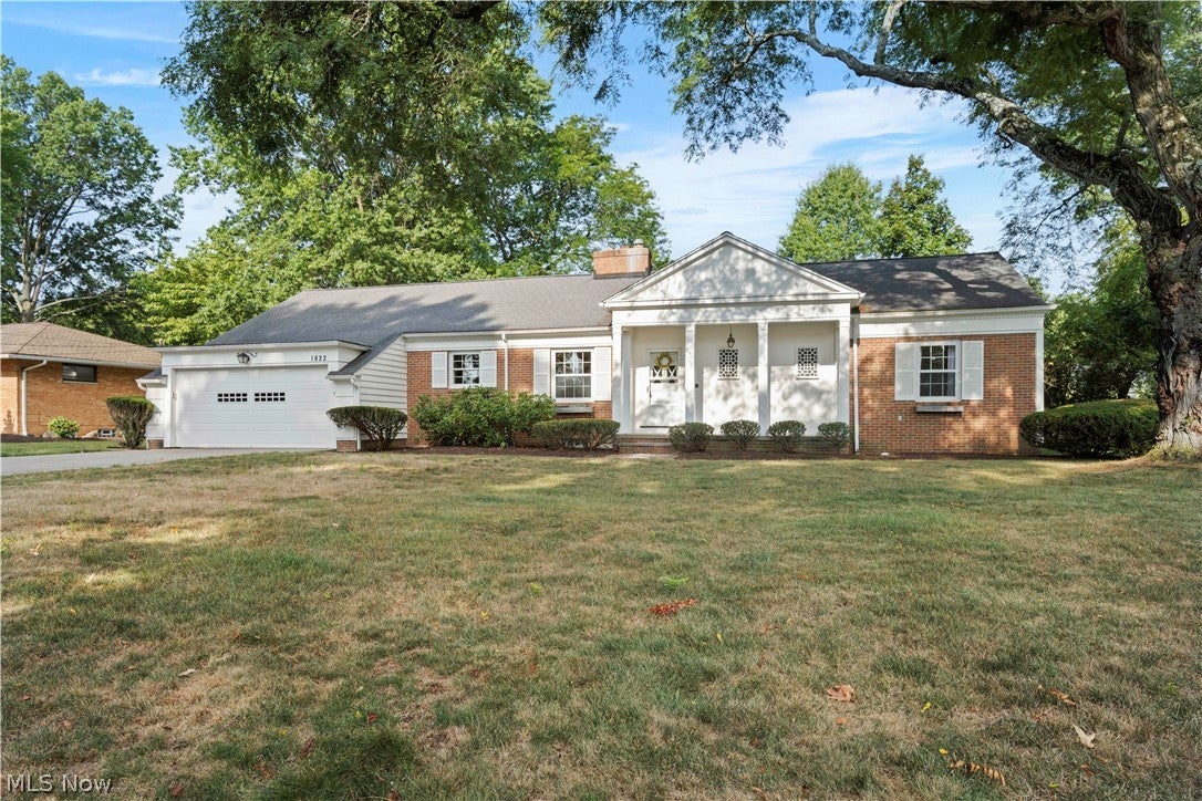 1822 Donna Drive