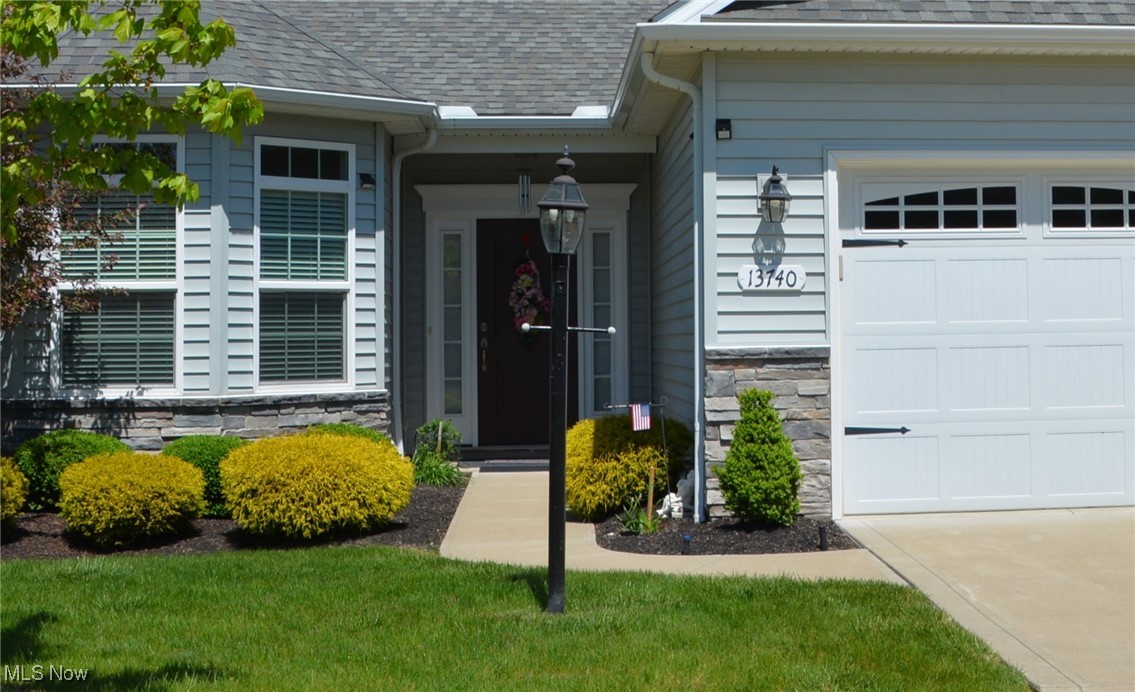 13740 Glenbrook Drive, Strongsville, Ohio image 2
